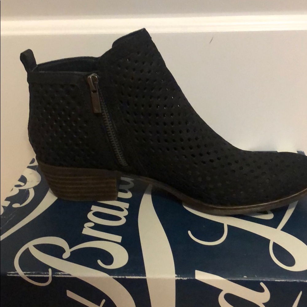 Black Lucky Brand booties